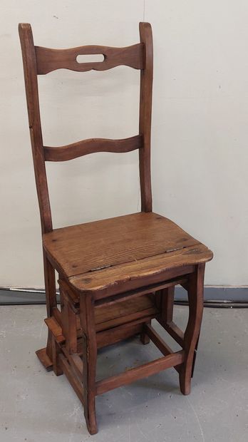 STEP CHAIR in natural wood

H : 99 cm