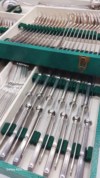 silver-plated metal HOUSEHOLD, in its case,...