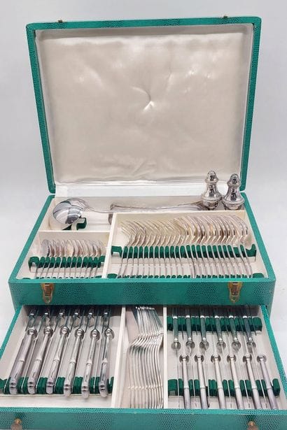 silver-plated metal HOUSEHOLD, in its case,...