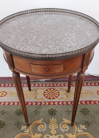 TABLE BOUILLOTTE in mahogany and mahogany...