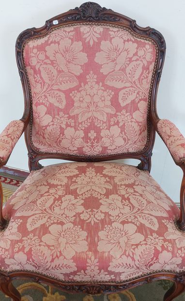 Flat-backed armchair in moulded and carved...