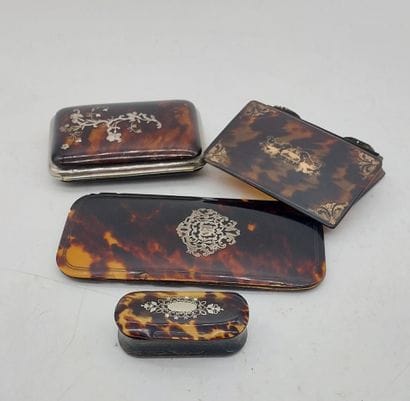 SET OF SMALL BOXES (cigarette box, snuff...