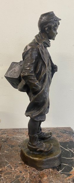 José CARDONA (1878-1923)

Le cireur de chaussures

Bronze...