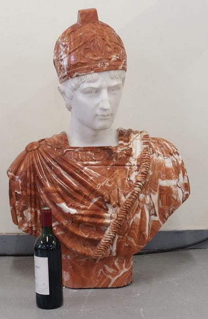 IMPORTANT ROMAN BUST in white Carrara marble...