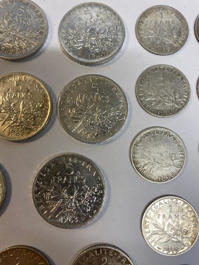 LOT OF SILVER PIECES including : 

- 11 pieces...