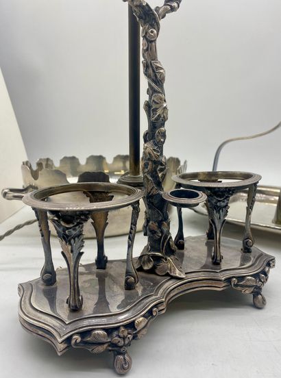 LOT including :

- 1 silver-plated bronze...