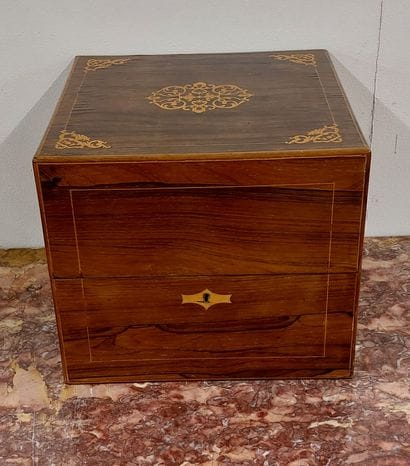 LIQUEUR CELLAR CASE in rosewood veneer with...