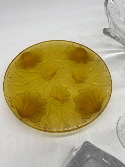 DAUM, BACCARAT, LALIQUE

Glassware lot including:...