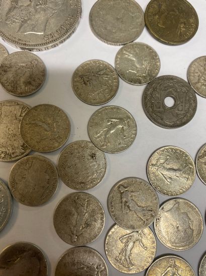 LOT OF SILVER PIECES including : 

- 2 pieces...