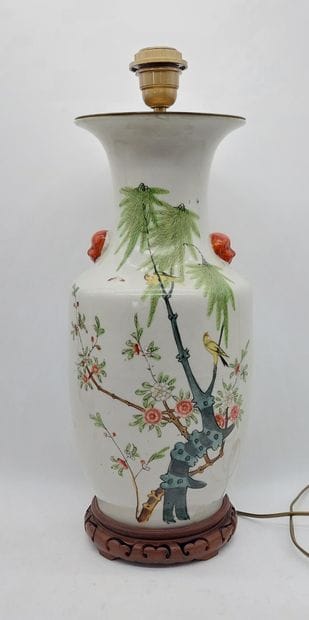 Chinese porcelain lamp-mounted VASE decorated...