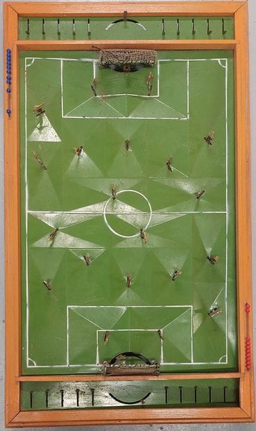 TECHNI-FOOT

Metal game on wooden frame

Cable...