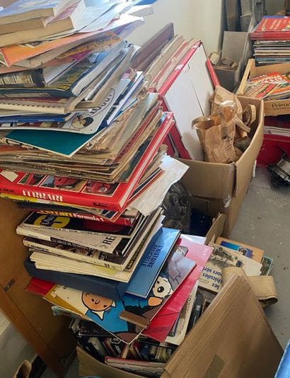 IMPORTANT LOT OF AUTOMOBILIA, mainly magazines



To...