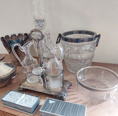 LOT including : 

- 1 pair of Daum crystal...