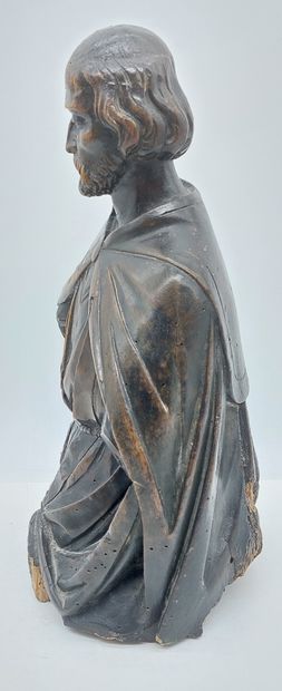 SAINT in carved wood

18th century

H : 33...