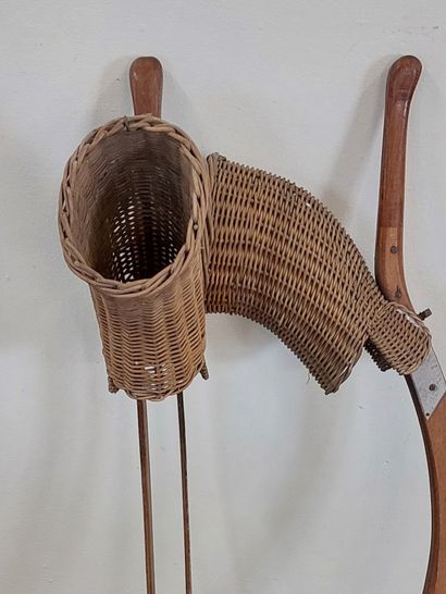 AERO-BALL GAME 

L: 77 cm and 80 cm

(one...