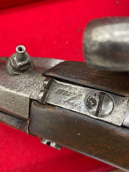 PISTOLET DE CAVALERIE modèle 1822

L : 34,5...