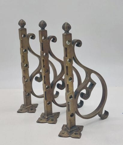 THREE BRONZE RACK SUPPORTS

30 x 18 cm