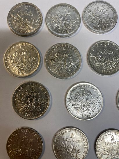 LOT OF SILVER PIECES including : 

- 11 pieces...