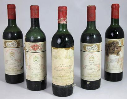 LOT DE 5 BOUTEILLES comprenant: 3 bouteilles...