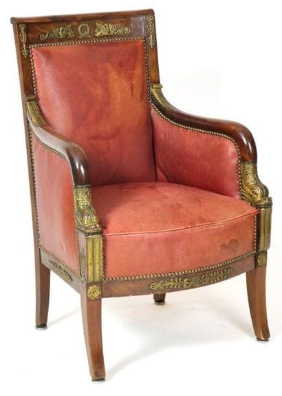 BERGERE en acajou et placage d'acajou à dossier...