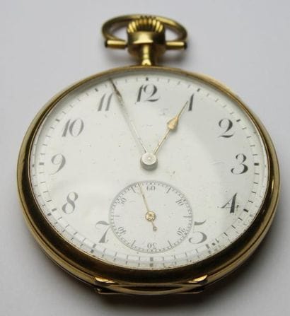 MONTRE DE GOUSSET en or jaune. Poids brut:...