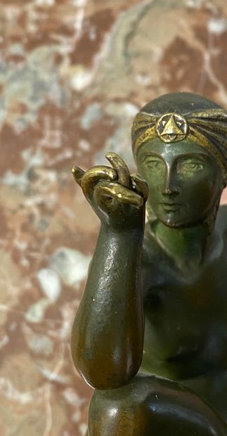 Maurice GUIRAUD-RIVIERE (1881-1947)

Dancer

Bronze,...