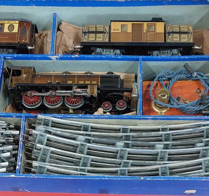 JEP - Coffret FLÈCHE D’OR comprenant locomotive...