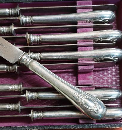 TWELVE DESSERT KNIVES, silver handles with...