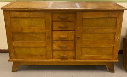 René GABRIEL (1890-1950)

Beech sideboard...
