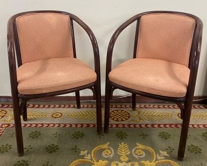 BAUMANN

Pair of Baumann armchairs model...