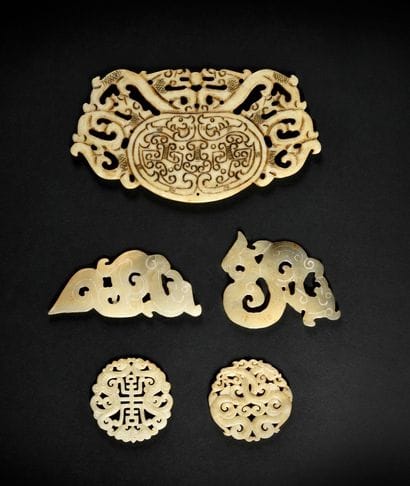 CHINA

Set of two-discs and pendants, with...