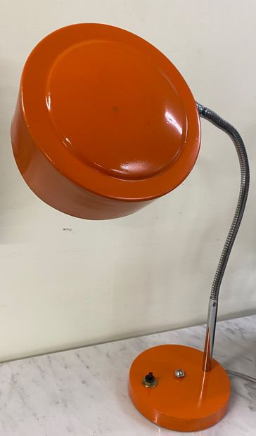 Charlotte PERRIAND (1903-1999)

Lampe de...