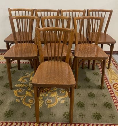 BAUMANN

Suite 8 Baumann chairs N °153