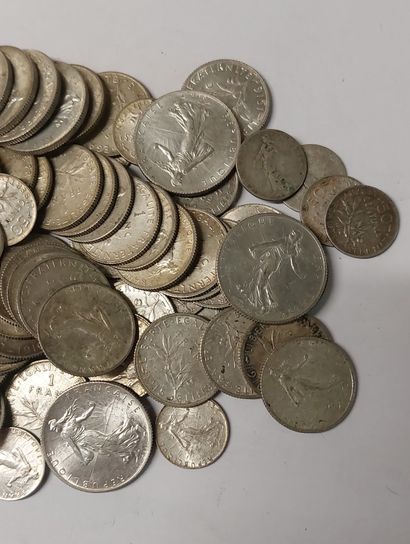 LOT de pièces en argent comprenant : 

-...