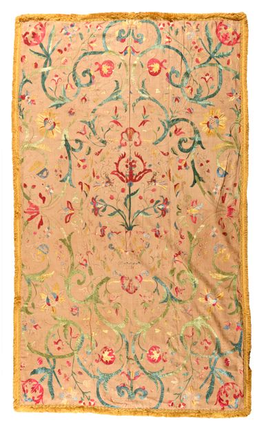 RARE ET EXCEPTIONNELLE BRODERIE INDOPORTUGUAISE
Travail...