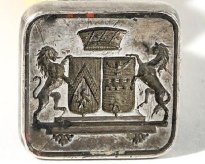 SET OF TWO wax stamps:
-One with the arms...