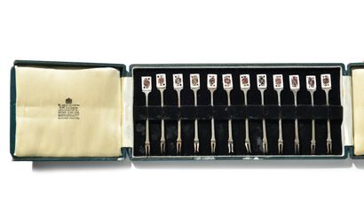 GARRARD COMPANY LONDON 
Suite of 12 small...