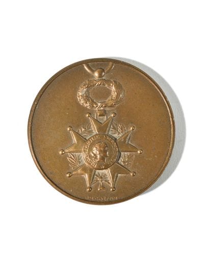 FRANCE.
Bronze medal by J.M. Corbin.
Obverse:...