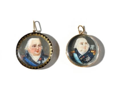 SET OF TWO PENDANTS with the portrait of...