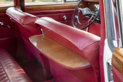 1964 Jaguar MK 2 
- Engin 3.8, manual gearbox:...