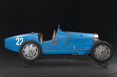 BUGATTI: 1:1 resin model of a Bugatti Type...