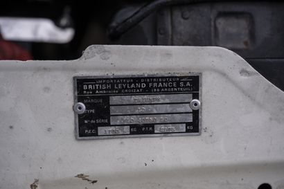 1976 Triumph Stag
- Timeless British elegance
-...