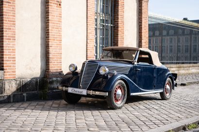 1939 Renault Primaquatre Sport Cabriolet...