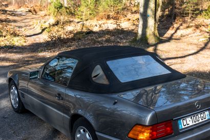 1994 Mercedes-Benz SL 320
Chassis: WDB1290631F09045
French...