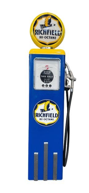 RICHEFIELD: Decorative American gasoline...