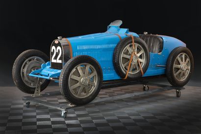 BUGATTI: 1:1 resin model of a Bugatti Type...