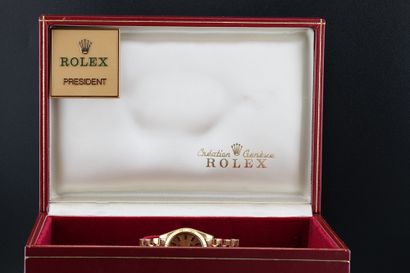 ROLEX
Lady Datejust
Réf : 6917
Vers : 1981.
Boîtier...