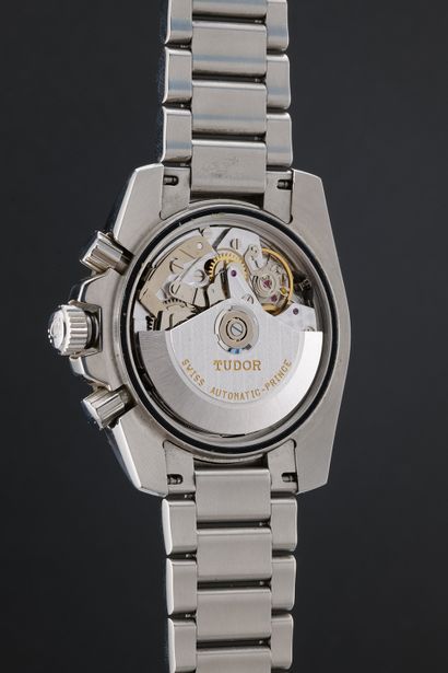 TUDOR
Sport Chronograph
Réf : 20300
Vers...