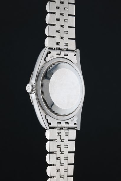 ROLEX
Datejust
Réf : 16234
Vers : 2004.
Boîtier...