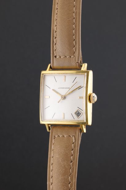 JUNGHANS
Carré
Vers : 1960
Boîtier : carré...
